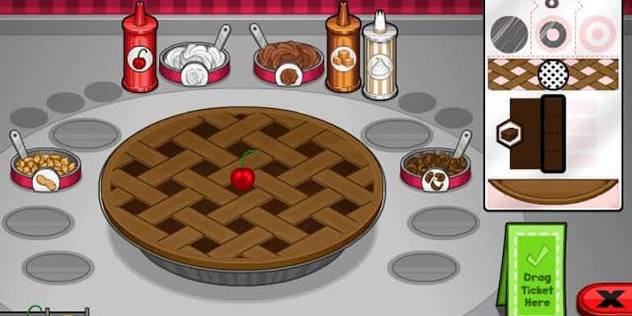 Pie build station with lattice crust